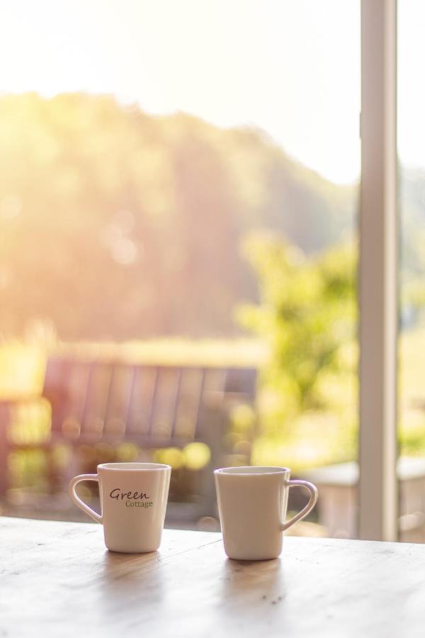 Huisje En B&B Green Cottage フロースベーク エクステリア 写真
